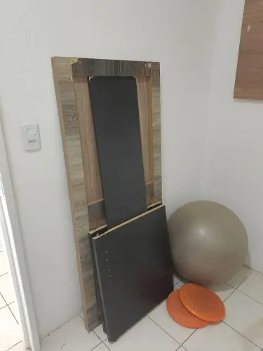 VENDO MESA DE ESCRITÓRIO.