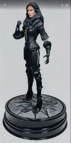 ACTION FIGURE YENNEFER OF VENGERBERG (THE WITCHER 3)