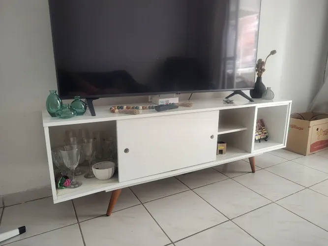 Rack branco para sala 