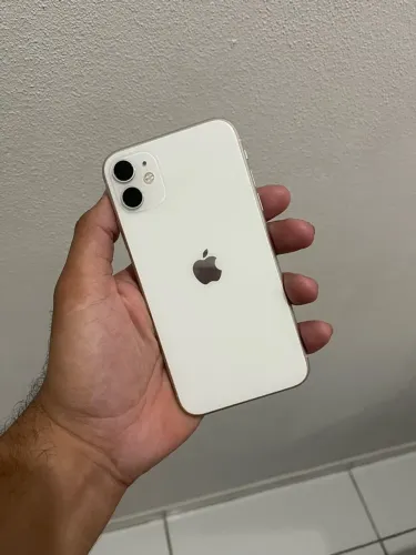 iPhone 11 seminovo 