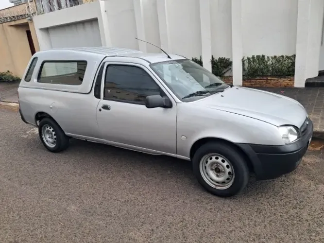 Ford Courier 1.6 L/ 1.6 Flex 2012
