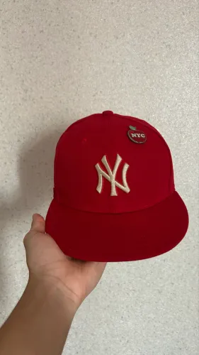 Boné New Era Vermelho Original Edição Limitada tamanho 7 1/8