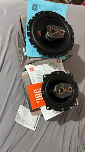 Par de auto falante JBL 160 rms, nunca usado com nota
