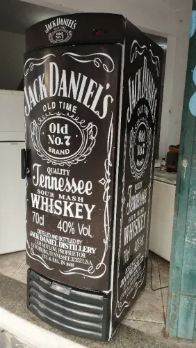 Cervejeira metal frio