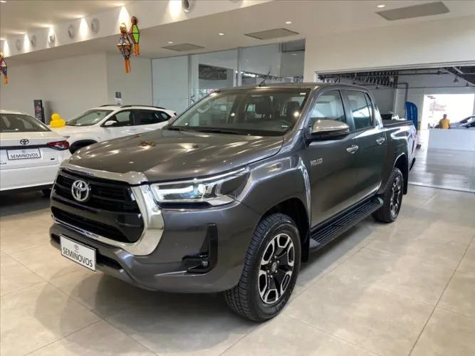 Toyota Hilux CD SRV 4X4 2.8 TDI Diesel Aut. 2026