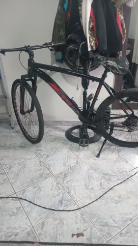Vende-se aro 29 preta 