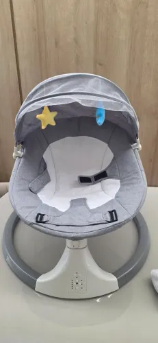 Cadeira de balanço de bebê