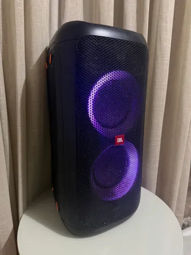 Caixa de som partybox JBL