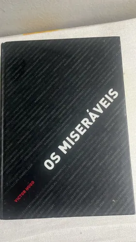 Os miseráveis cosac capa dura preta