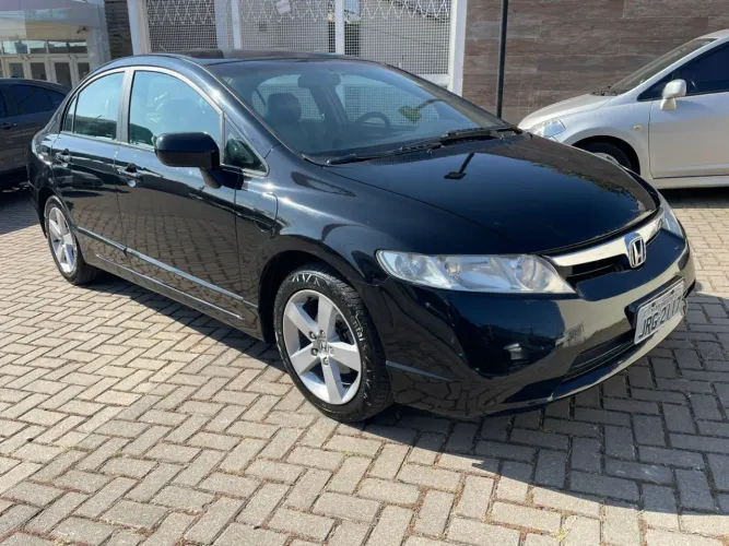Honda Civic Sedan LXS 1.8/1.8 Flex 16V Aut. 4P 2008