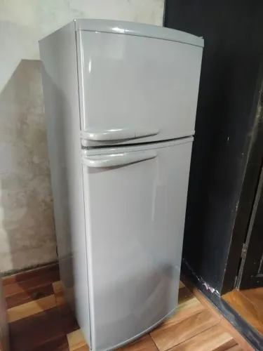 Geladeira consul fros free