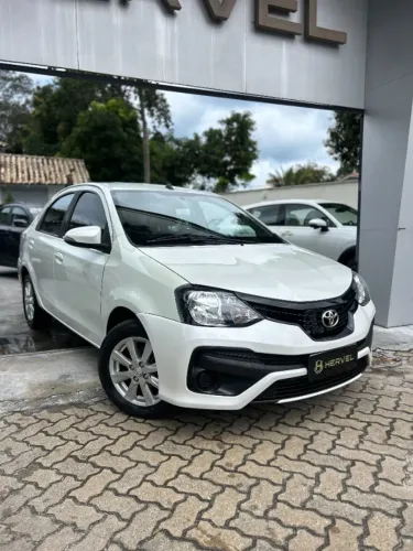 Toyota Etios X Plus Sedan 1.5 Flex 16V 4P Mec. 2020
