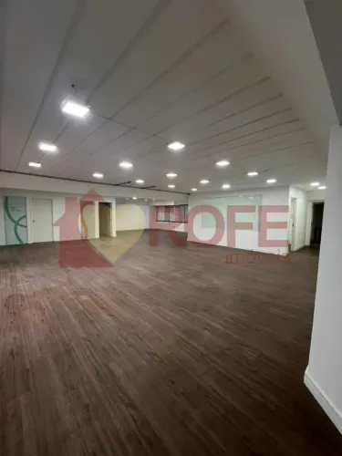 Locação ? Edifício Comercial
