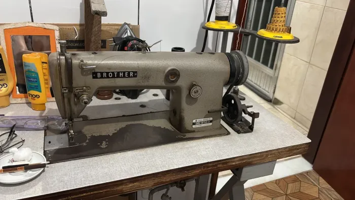 Maquina de costura Industrial