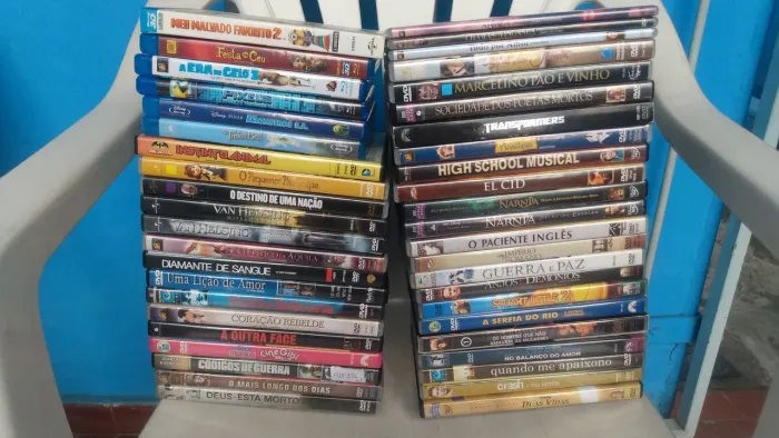 Kit 44 filmes originais.
