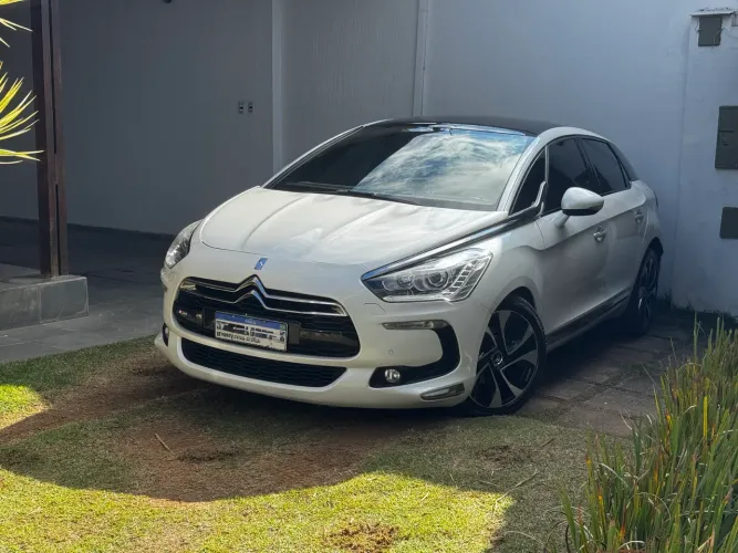 Citroen DS5 1.6 Turbo 16V 5P Aut. 2014