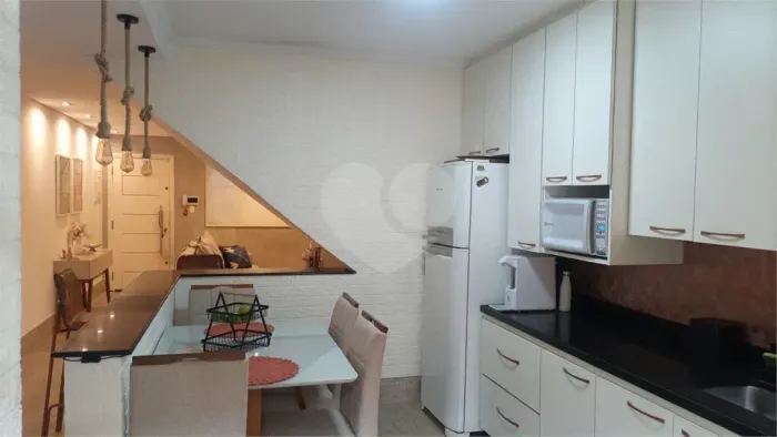 5 min do Metrô Parada Inglesa! Casa moderna, 2 dorms, área gourmet e janelas antirruído. A