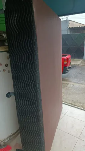 Base de cama muito boa