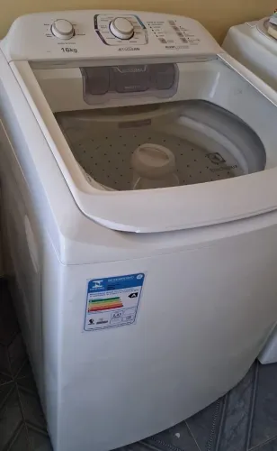 Máquina de lavar  Electrolux de 16kg 