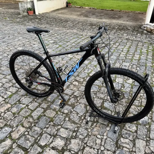 Bicicleta tsw shimano deore 10v rockshox judy