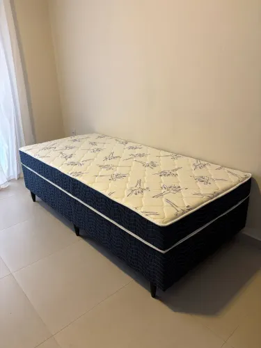 Vendo Cama Box Solteiro Conjugado 43cm altura