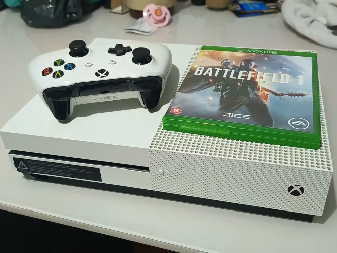 Xbox One S 500GB 4K BlueRay