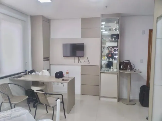 Locação de sala mobiliada no Menino Deus
