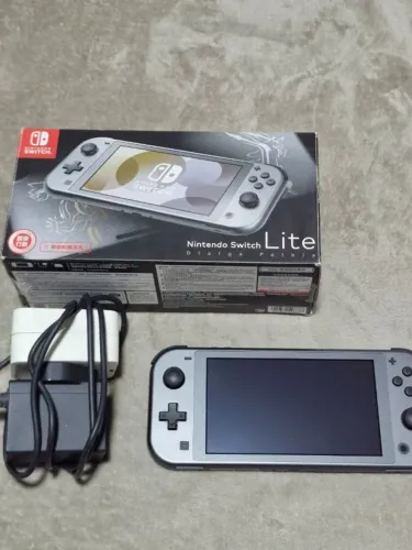 Nintendo Switch Lite Dialga & Palkia - Edição Limitada + 128GB