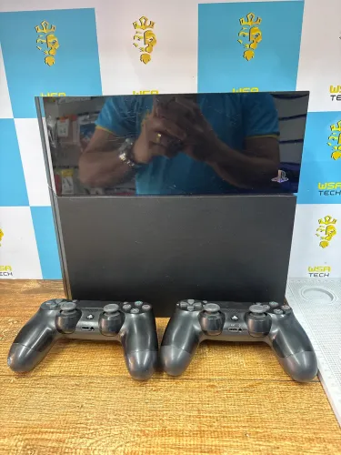 PlayStation 4 Fat