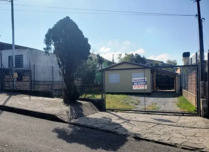 CAXIAS DO SUL - Casa Padrão - ESPLANADA