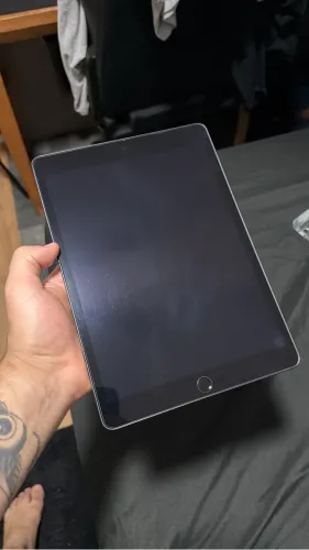 iPad 9ª geração 64GB MUITO NOVO + Kit completo