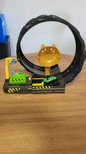 Hot Wheels Conjunto de jogos do desafio Monster Trucks Epic Loop