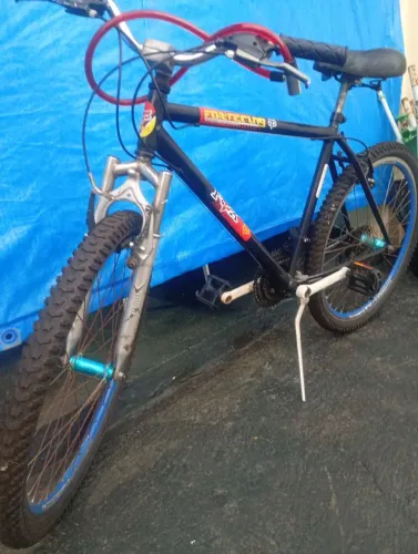 bicicleta novo pouco uso
