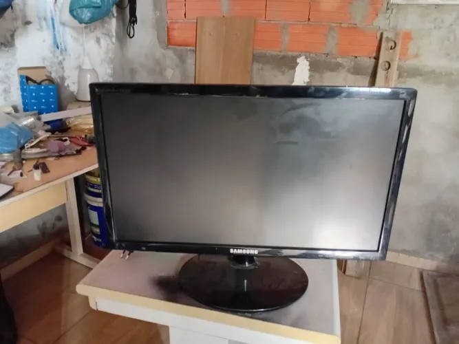 Monitor Samsung funcionando normal
