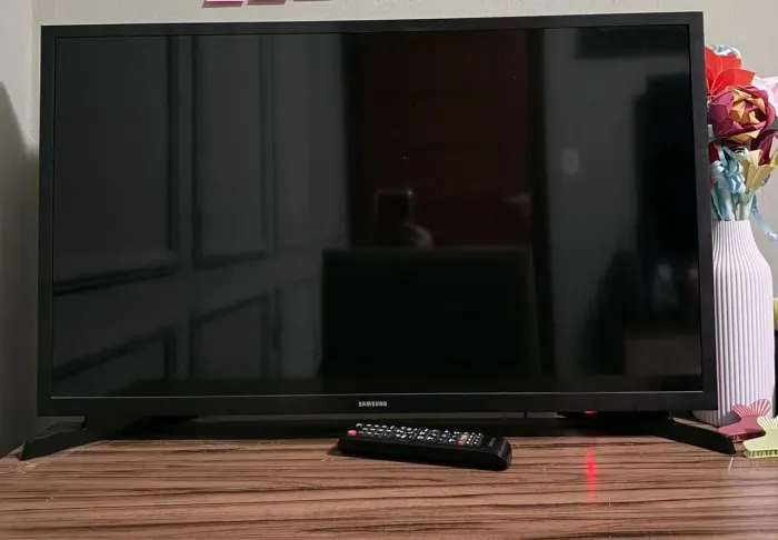 TV SMART 32 - ACOMPANHA FIRETV STICK
