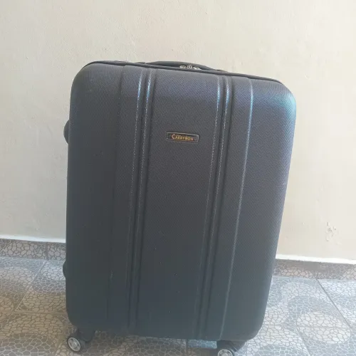 Mala média ABS Miami Carrion! No meu perfil tem outras opções. 