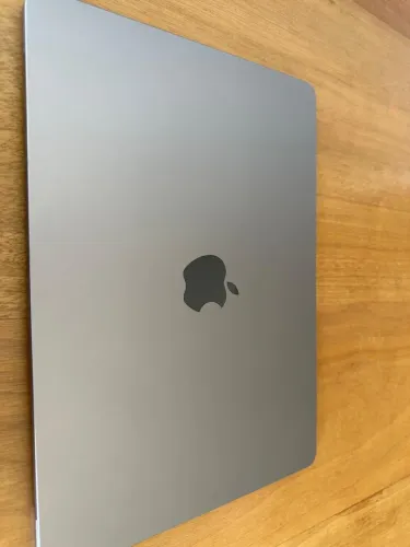 MacBook Air M3 PRATA PRA SAIR LOGO!!