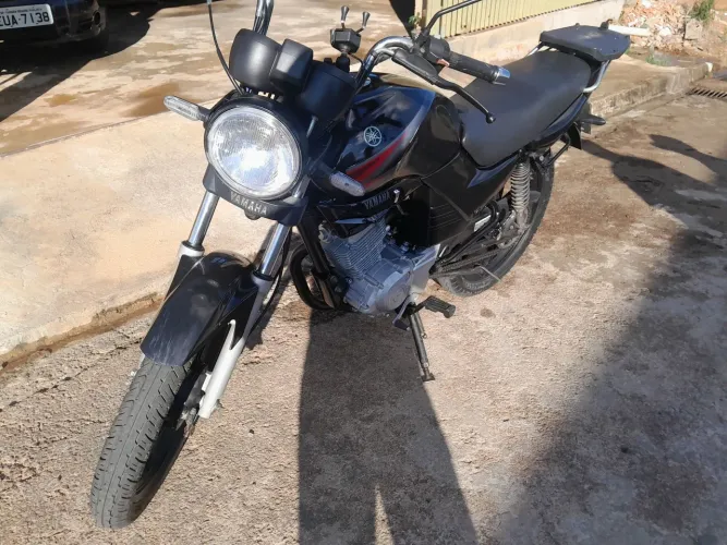 Vendo ybr 125 2005 em bom estado
