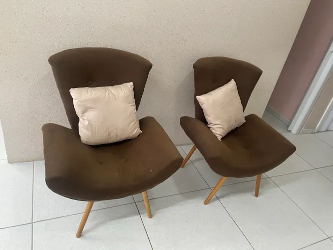 Poltrona semi nova. Não entrego