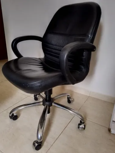 Cadeira para Escritório de couro