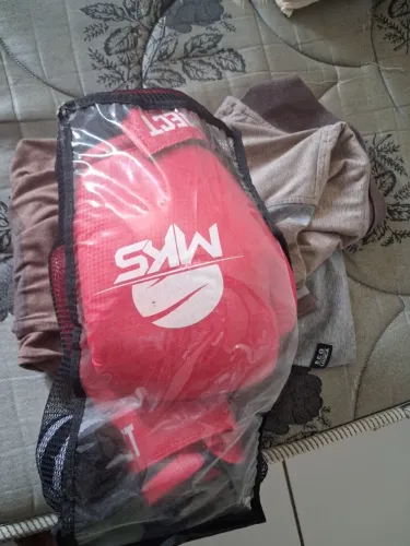 Luva de boxe com atadura