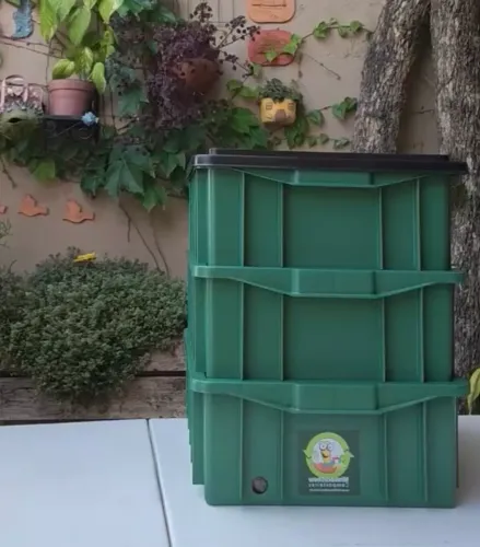 COMPOSTEIRA DOMÉSTICAS MINHOCARIO 45 LITROS