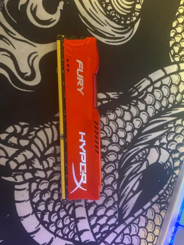 Memória RAM HyperX Fury 8GB DDR3 1600MHz Vermelha Desktop HX316C10FR/8