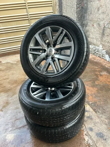 Rodas 18 Hilux
