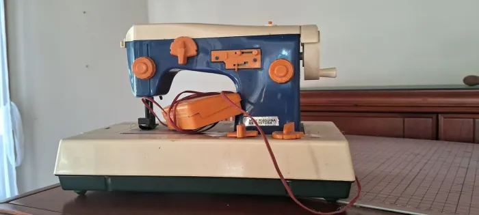 Máquina de costura de brinquedo Estrela