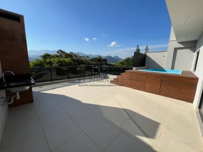 Vendo Cobertura de luxo no Recreio dos Bandeirantes, Rio de Janeiro c- 3 quartos, 3 suítes