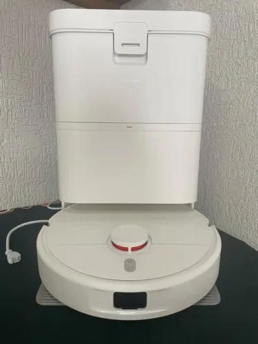 VENDE-SE ROBÔ ASPIRADOR H50 VACUUM + BASE DE ESVAZIAMENTO AUTOMÁTICO