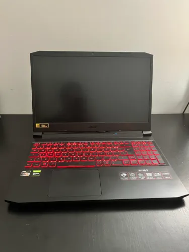 Acer Nitro 5 | Ryzen 7 | SSD 512GB | GTX 1650 | 8GB RAM