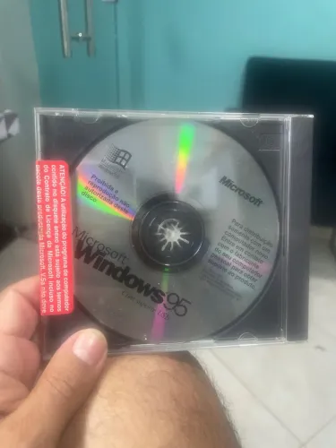 CD Windows 95 lacrado para colecionadores