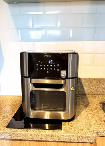 Fritadeira Philco Air Fryer Oven 12L PFR2200P - 127V | Seminueva | Ainda na Garantia